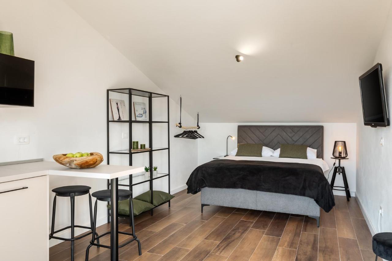 Belvedere Holidays Новиград Екстериор снимка